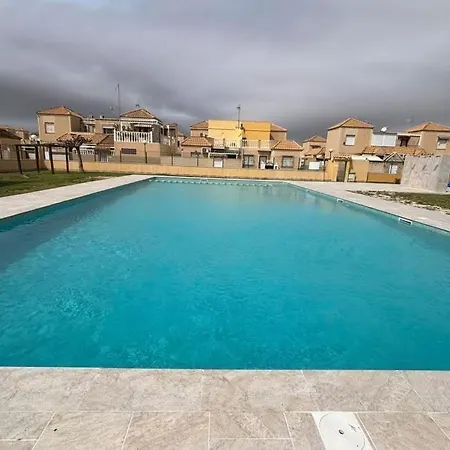 Feriehus Casa Torre Y Sol With Big Terrace & Swimming Pool Torrevieja